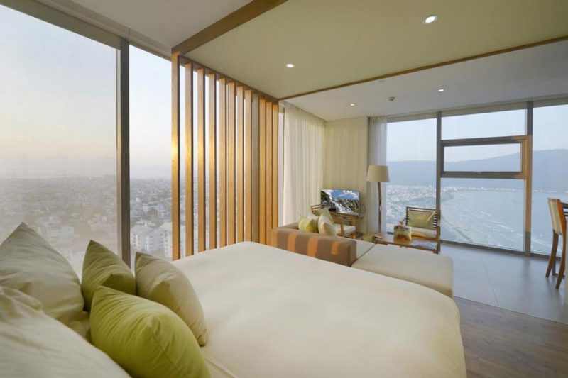 fusion-suites-danang-beach-hotel-khach-san-bien-da-nang-2